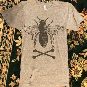 Bee Tee